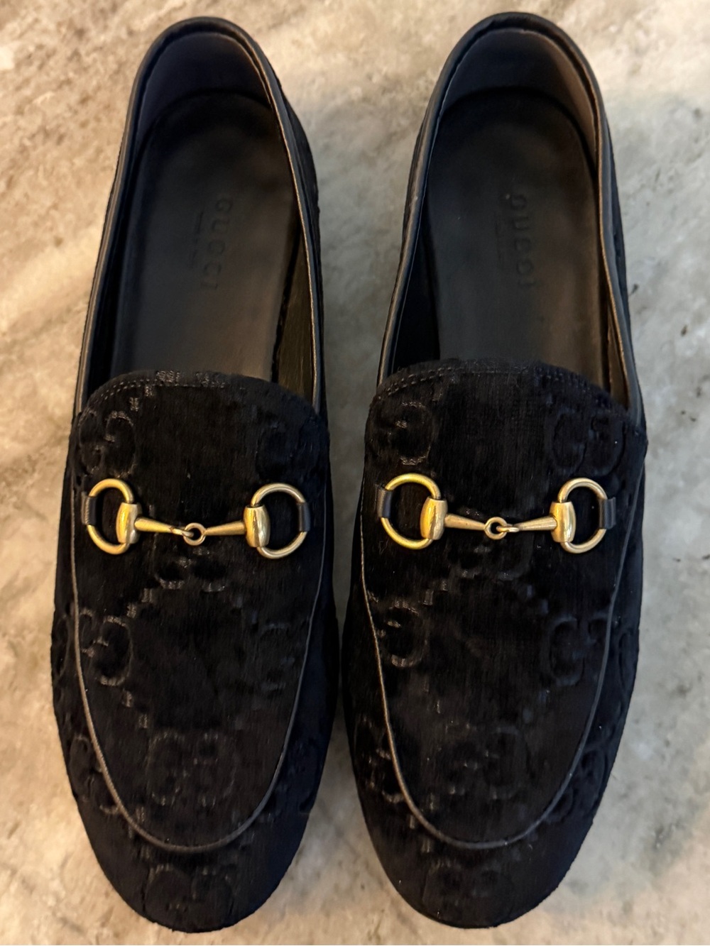 GUCCI GG LOGO LOAFERS BLACK VELVET 9.5 / 10 SLIPPERS $1000 BRIXTON JORDAAN 1953